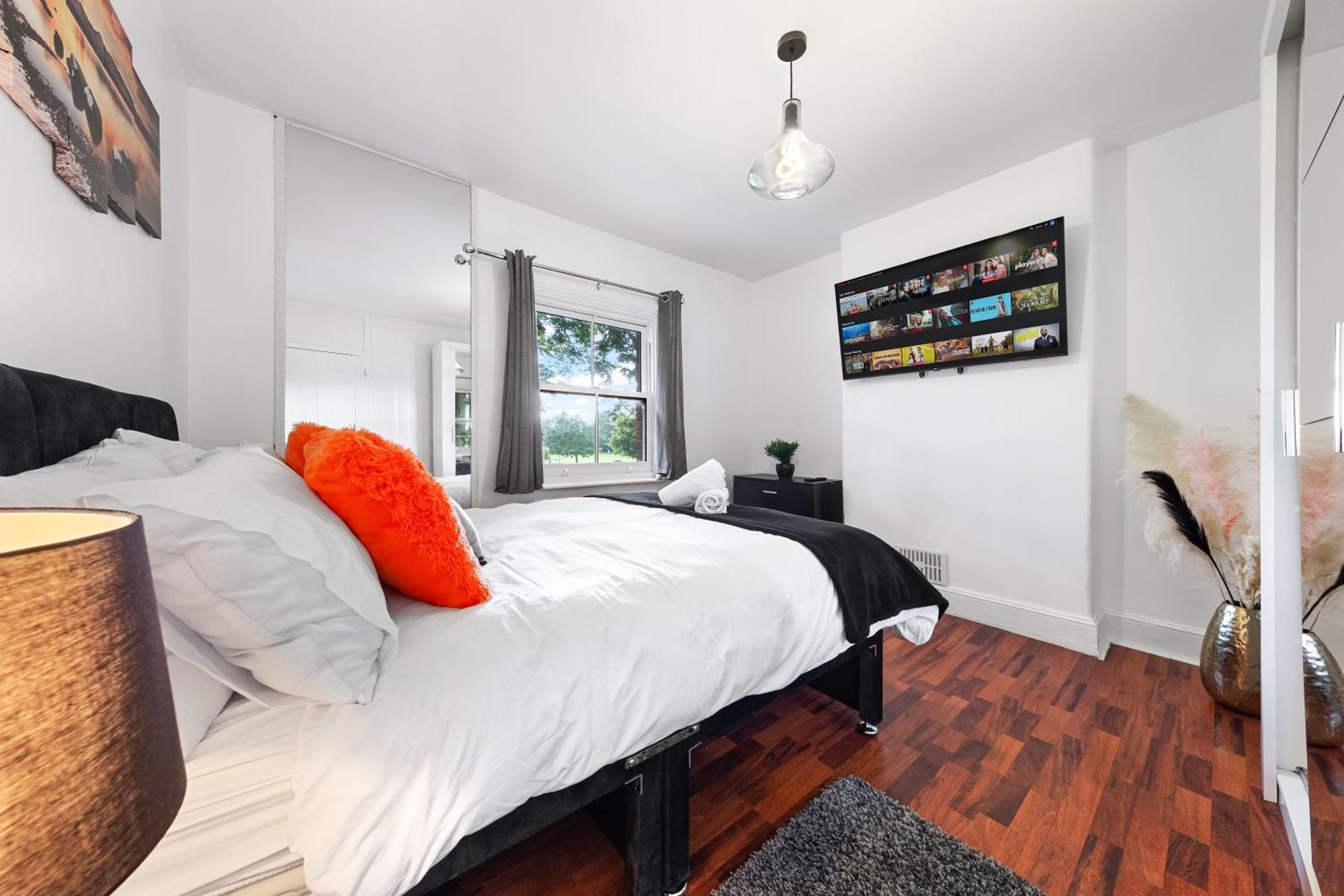 The Hogwarts Retreat - Cinema Room - Special May Offer - 25Th - 31St Watford  Exterior photo
